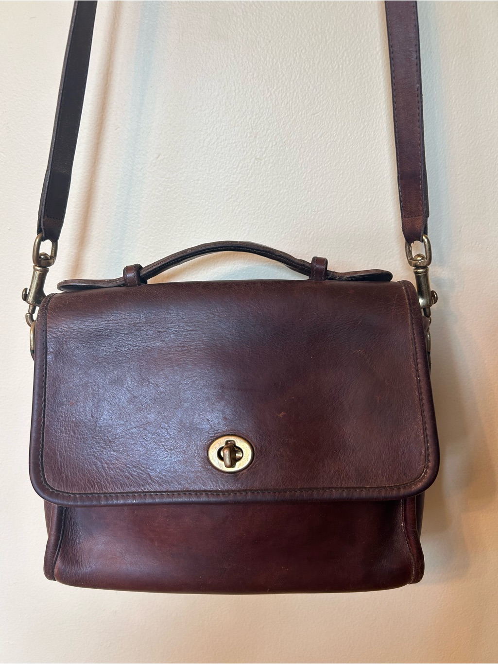 Coach Dark Brown Leather Shoulder Bag With Gold Hardware